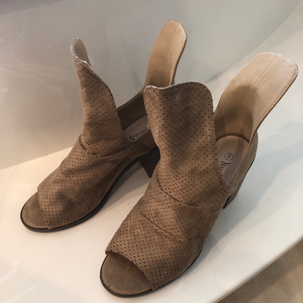 Peep Toe Pinhole Booties